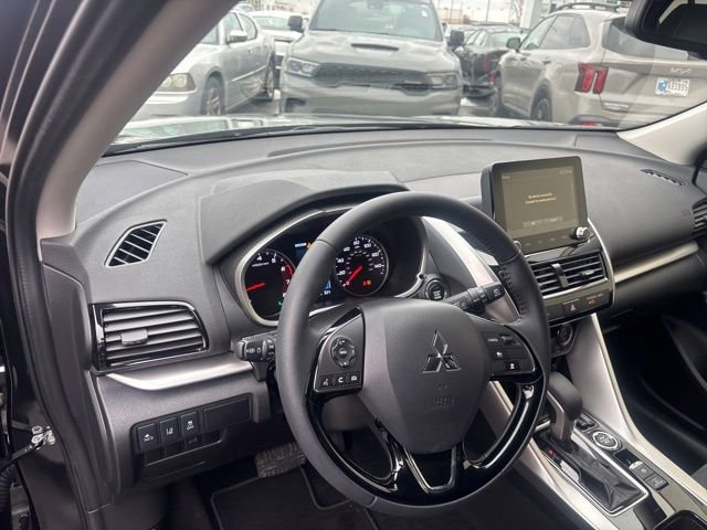 Used 2025 Mitsubishi Eclipse Cross SE image 14