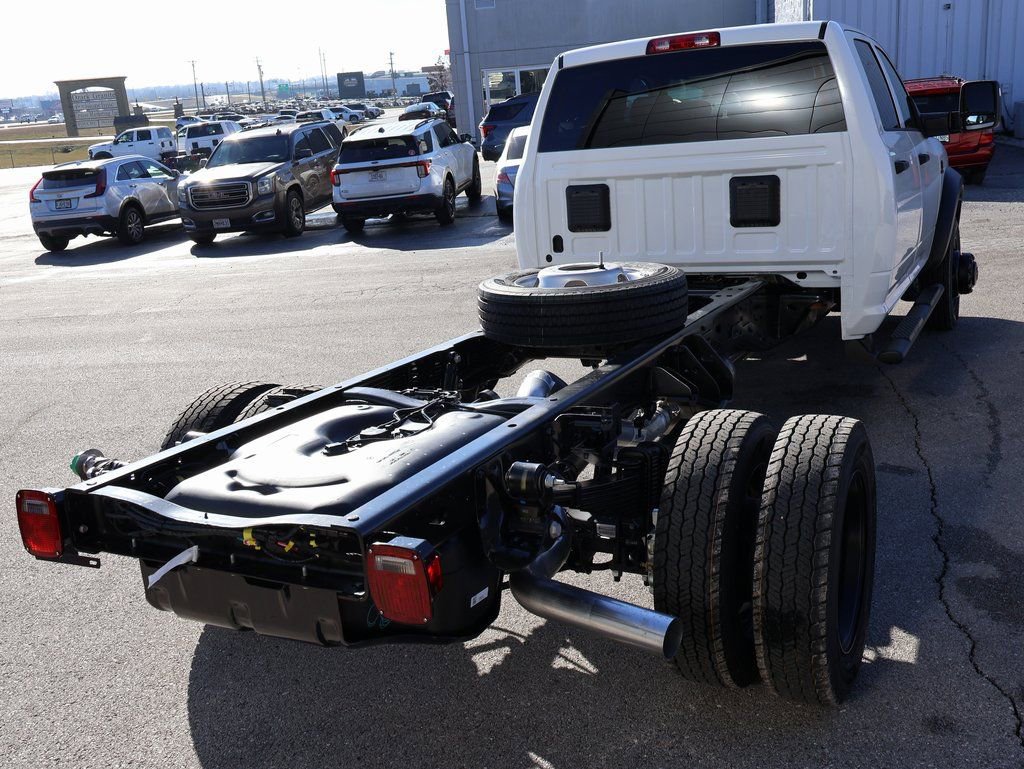 New 2026 RAM 5500 Tradesman AWD/4WD image 5