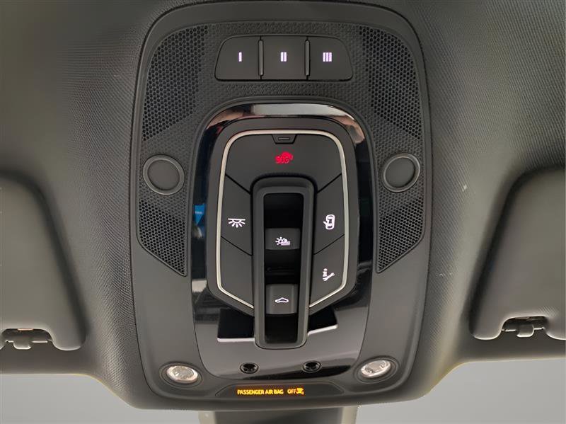 Used 2018 Audi SQ5 Premium Plus w/ Navigation Package image 17
