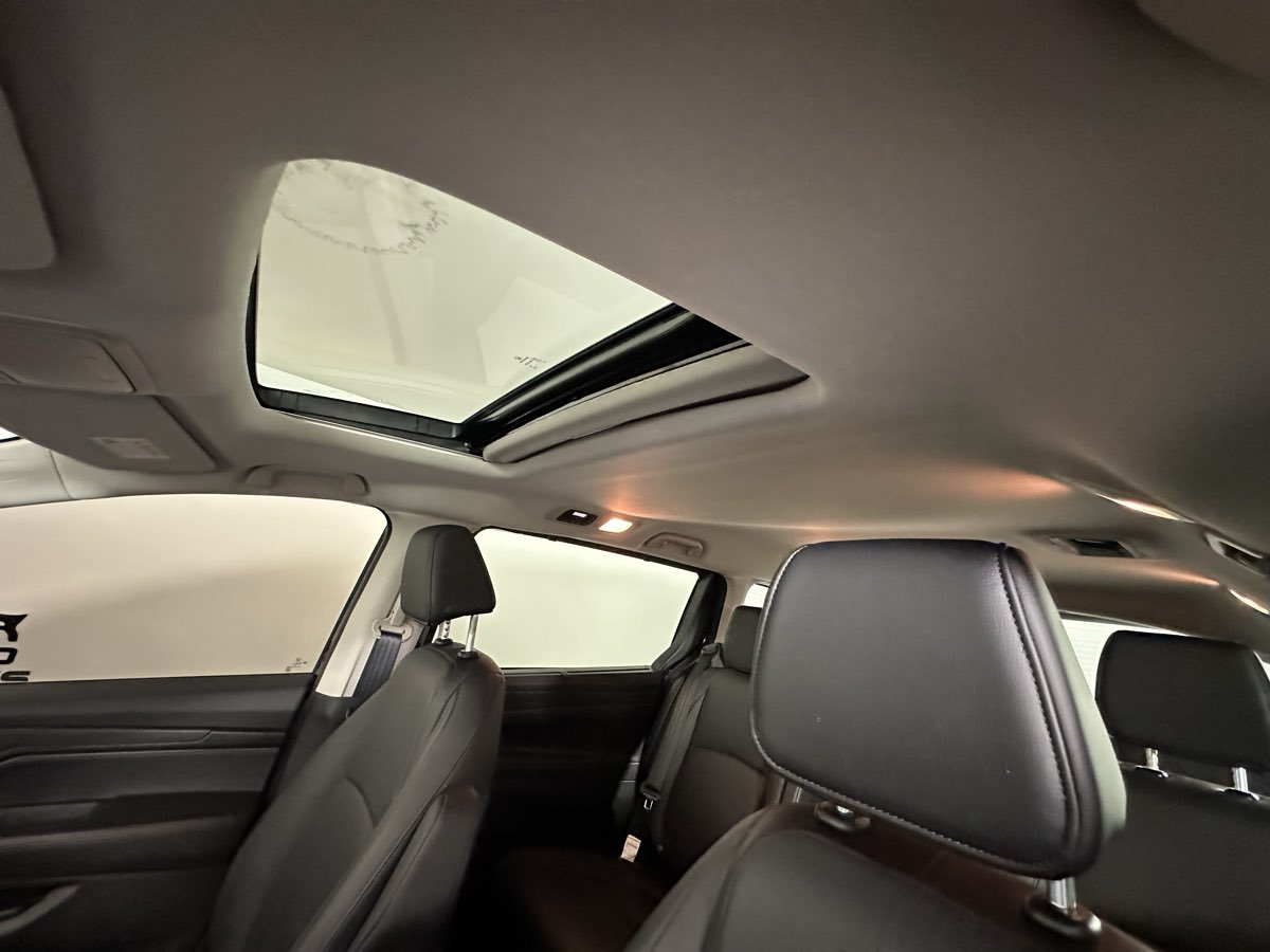 Used 2025 Honda Odyssey EX-L image 22
