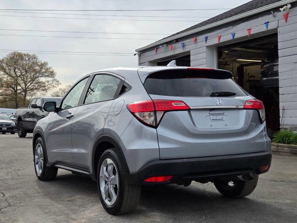 Used 2020 Honda HR-V LX image 3
