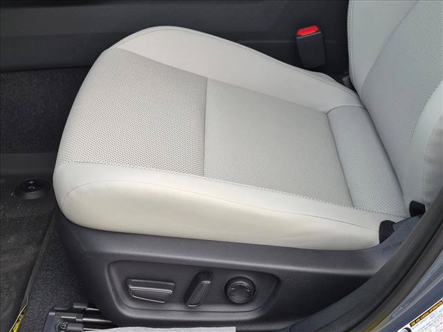 New 2027 Toyota Prius XLE FWD image 4