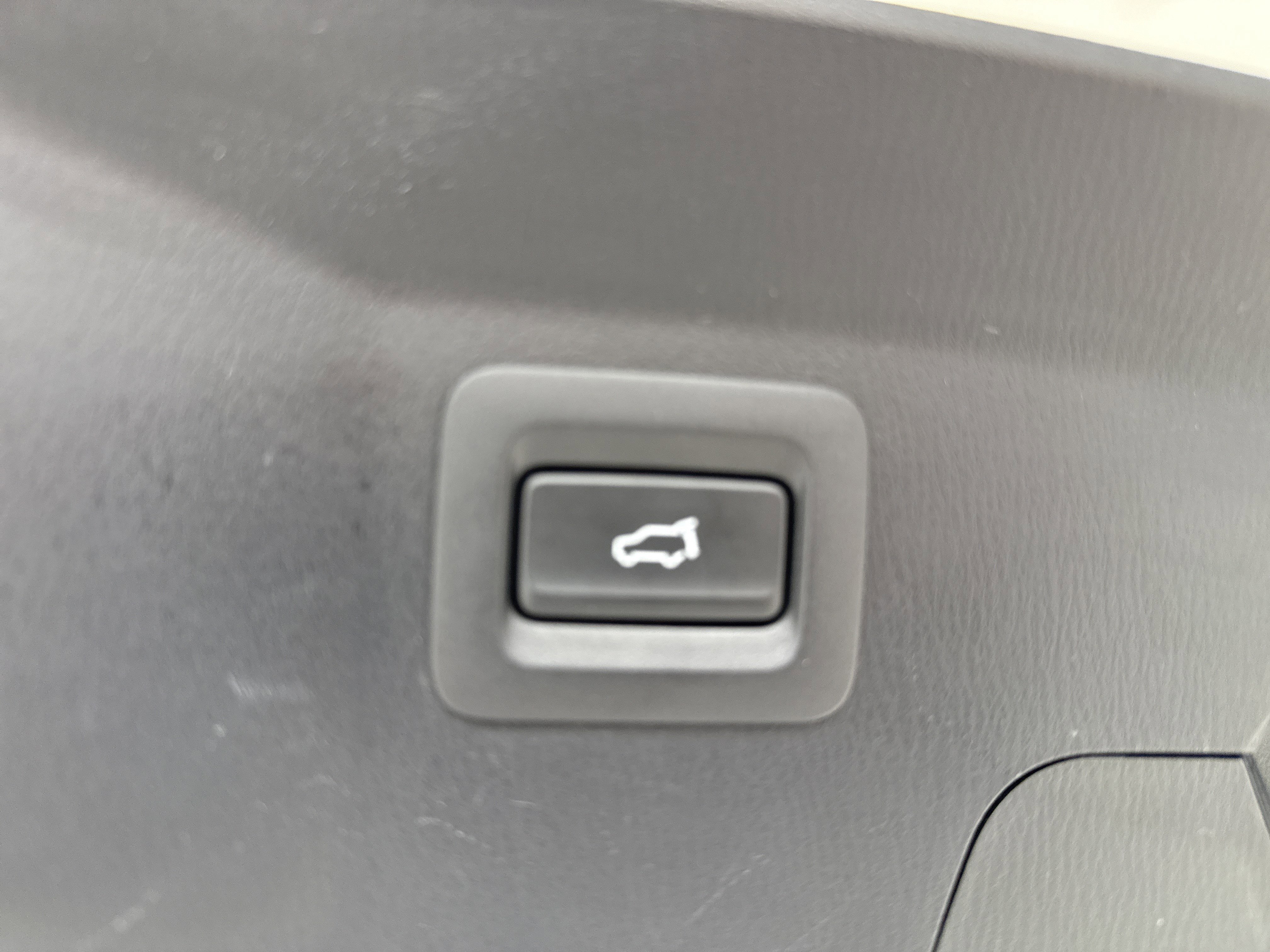 Used 2023 MAZDA CX-9 Touring image 44