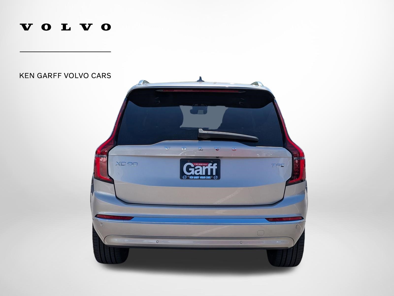 Used 2025 Volvo XC90 T8 Plus AWD/4WD image 4