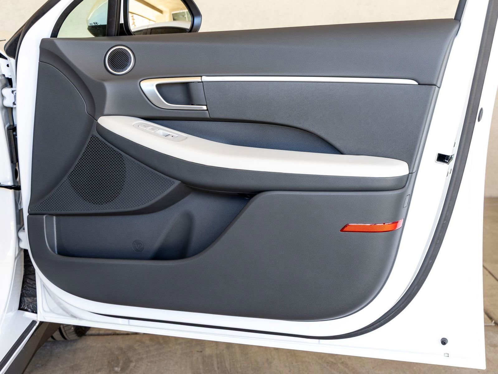 New 2026 Hyundai Sonata SE FWD image 24