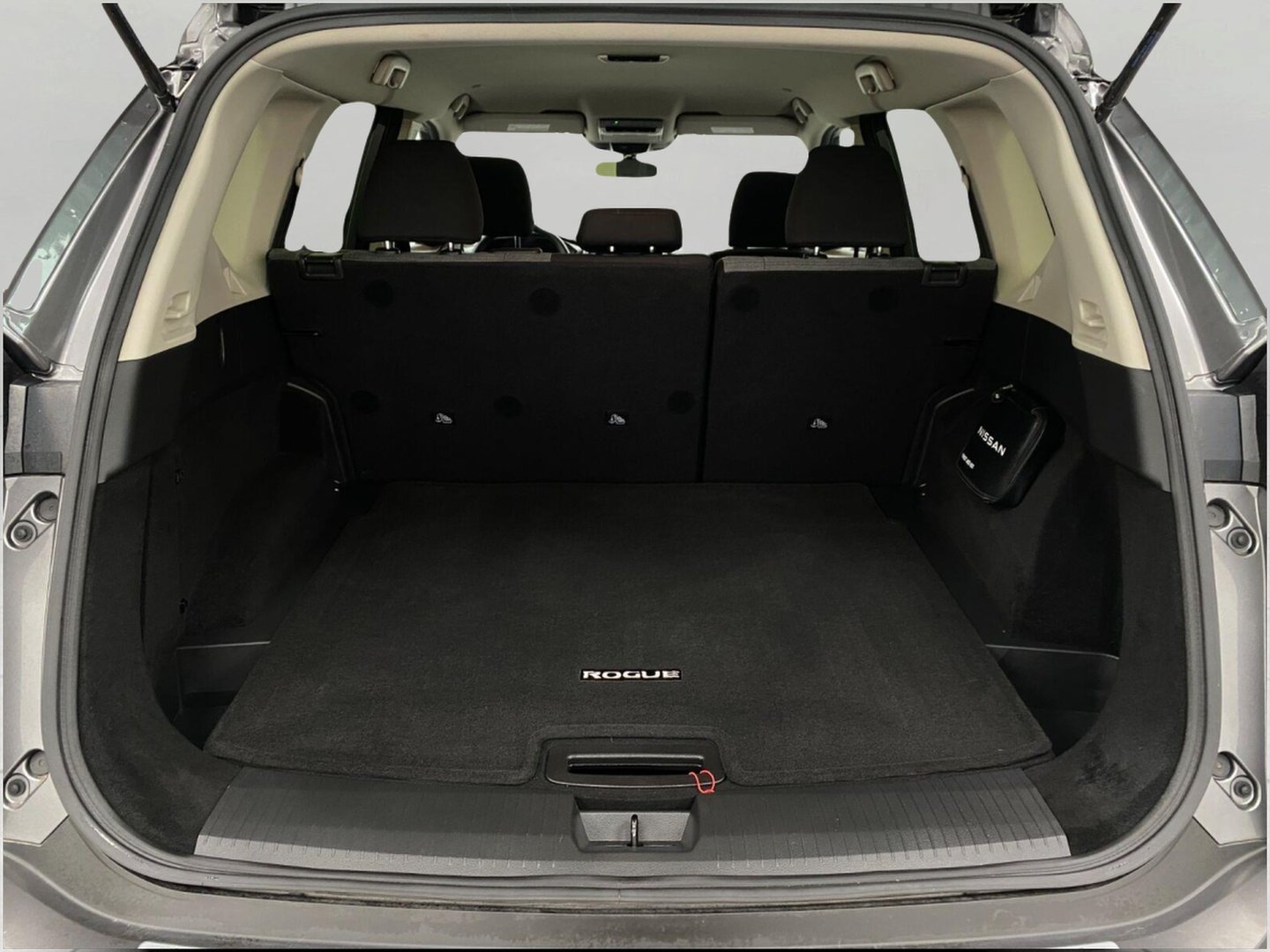 Certified 2023 Nissan Rogue SV AWD/4WD image 5