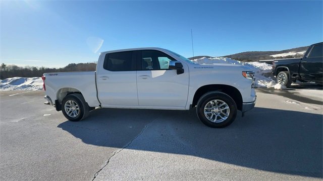 New 2026 Chevrolet Silverado 1500 LT image 2