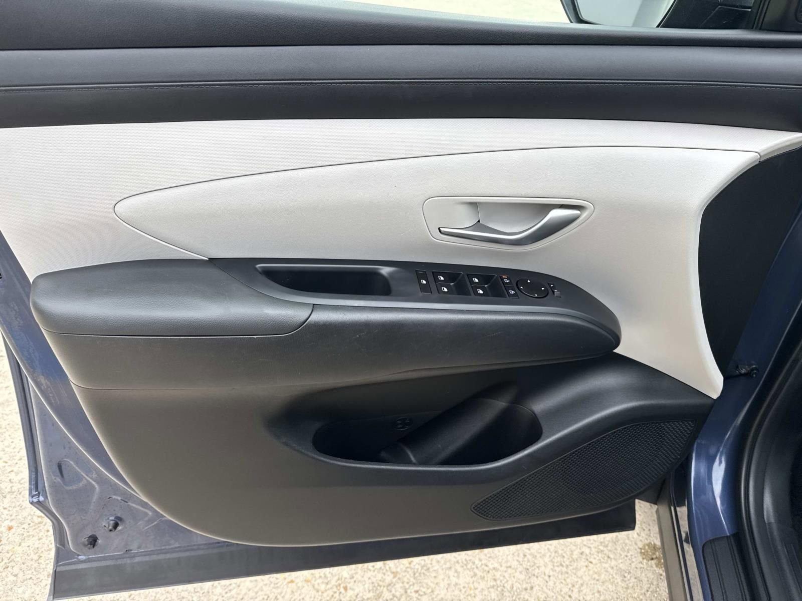 Used 2025 Hyundai Tucson SEL FWD image 24