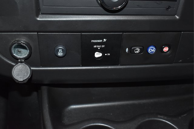 Used 2025 GMC Savana 2500 w/ Driver Convenience Package RWD image 18