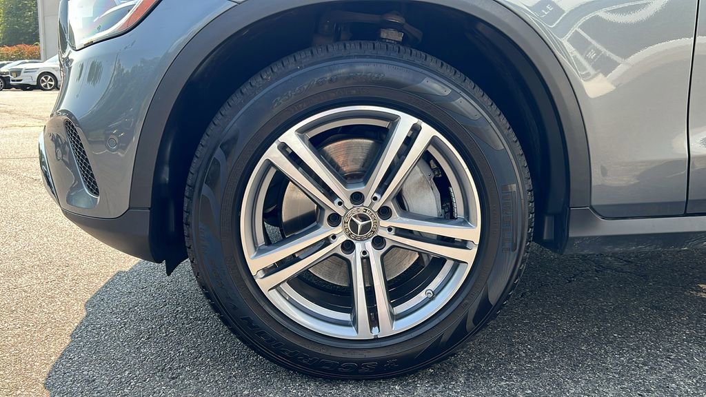 Used 2022 Mercedes-Benz GLC 300 GLC 300 image 9