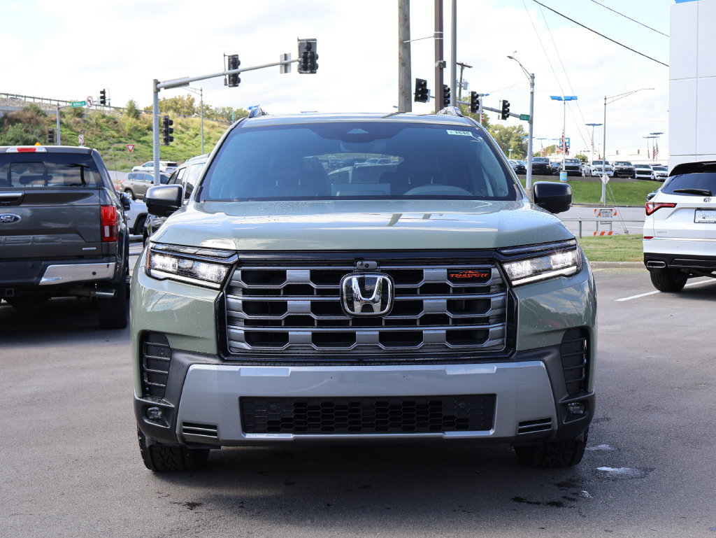 New 2026 Honda Pilot TrailSport image 2