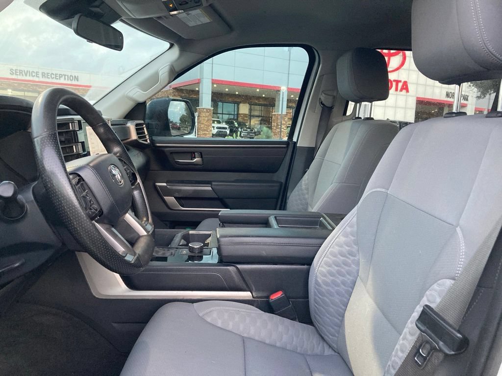 Used 2022 Toyota Tundra SR5 RWD image 9