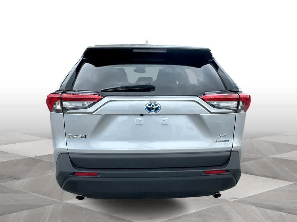 Used 2023 Toyota RAV4 LE AWD/4WD image 6
