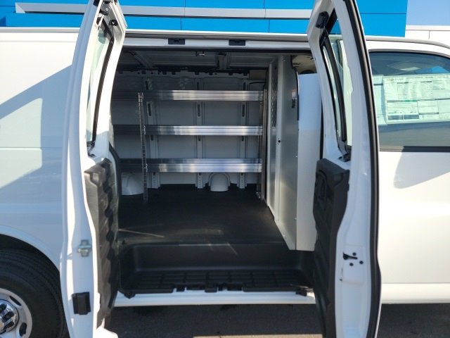 New 2024 Chevrolet Express 2500 w/ Driver Convenience Package image 26