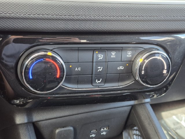Used 2025 Chevrolet TrailBlazer LT FWD image 20