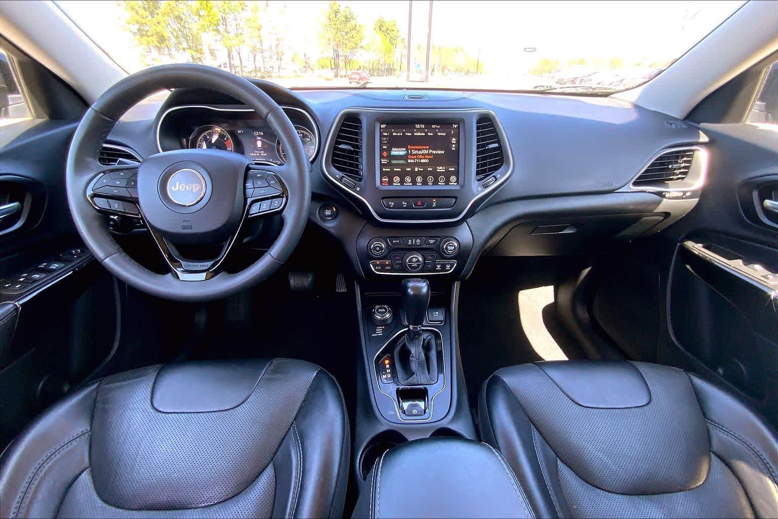 Used 2023 Jeep Cherokee Altitude Lux AWD/4WD image 15