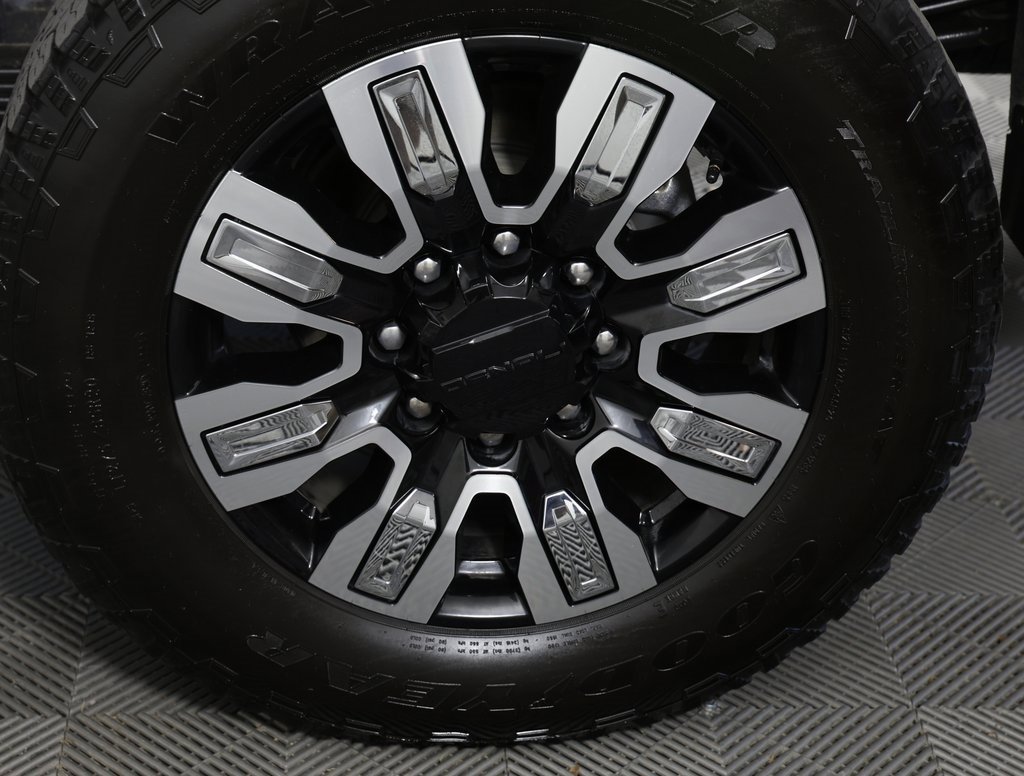 Certified 2024 GMC Sierra 2500 Denali w/ Denali Reserve Package image 8