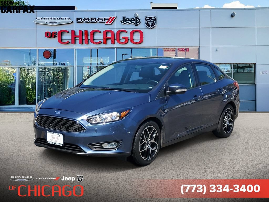 Used 2018 Ford Focus SEL w/ Cold Weather Package FWD image 2