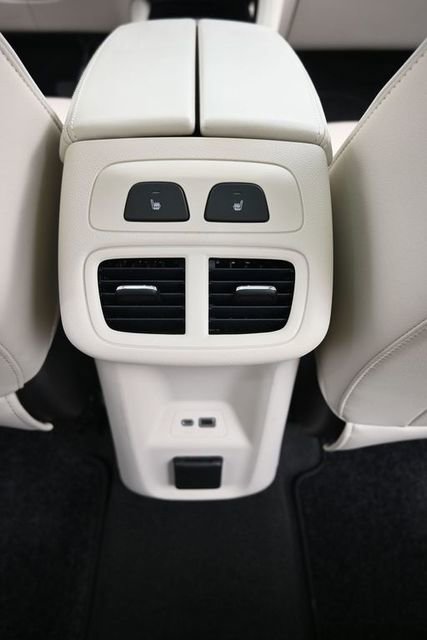 Used 2023 Buick Envision Avenir FWD image 20