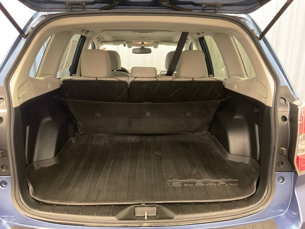Used 2016 Subaru Forester 2.5i Premium AWD/4WD image 9