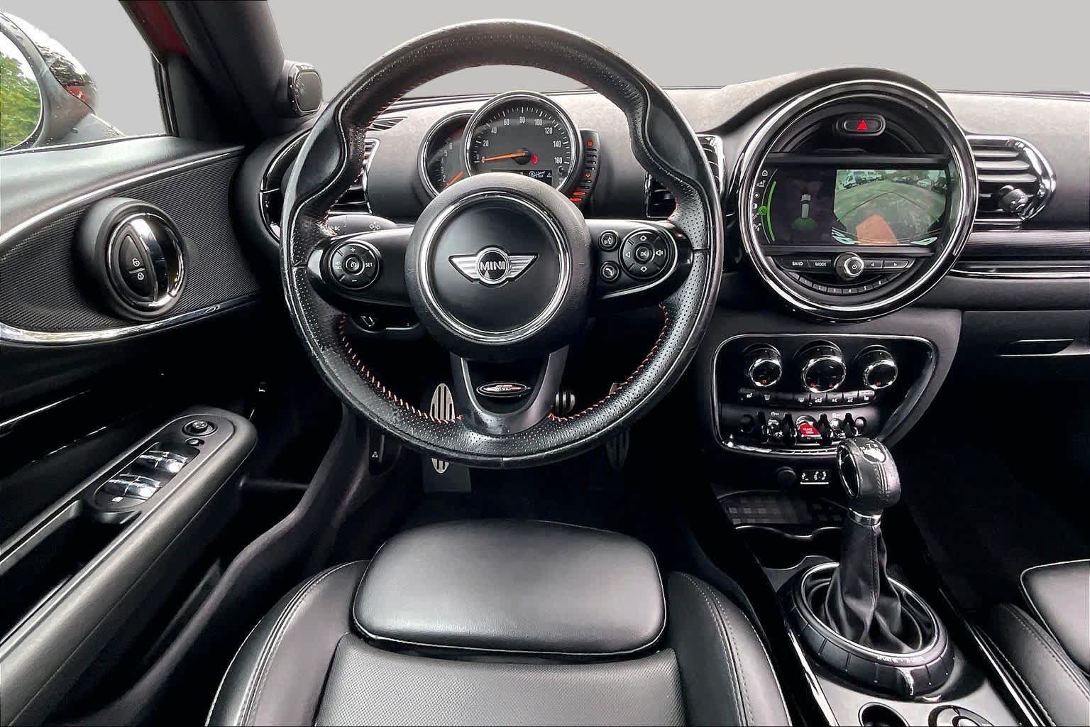Used 2017 MINI Cooper Clubman ALL4 AWD/4WD image 5