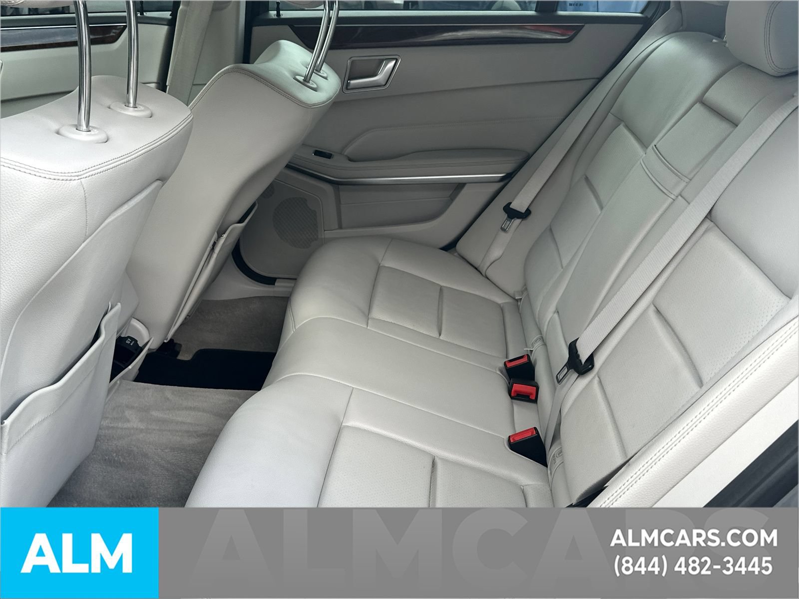 Used 2015 Mercedes-Benz E 250 BlueTEC Sedan image 24