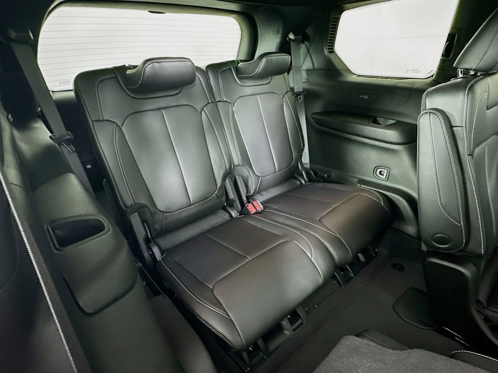New 2025 Jeep Grand Cherokee L Limited image 35