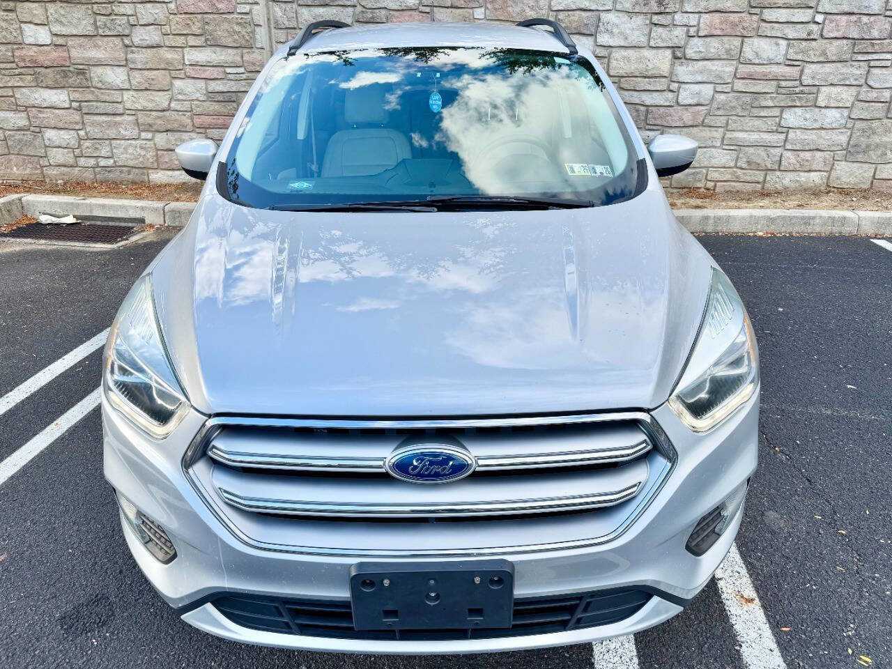 Used 2017 Ford Escape SE w/ SE Leather Comfort Package image 20