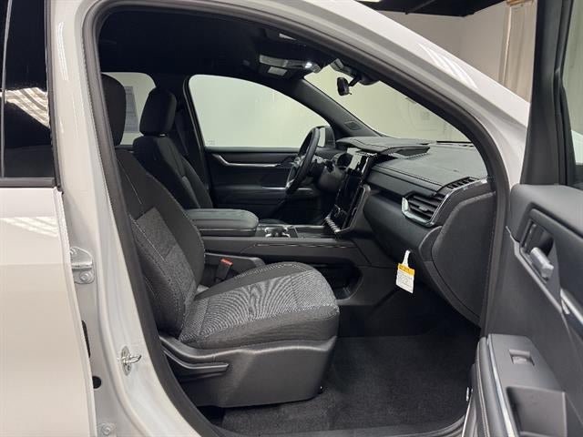 New 2026 GMC Acadia Elevation w/ LPO, Floor Liner Package AWD/4WD image 18