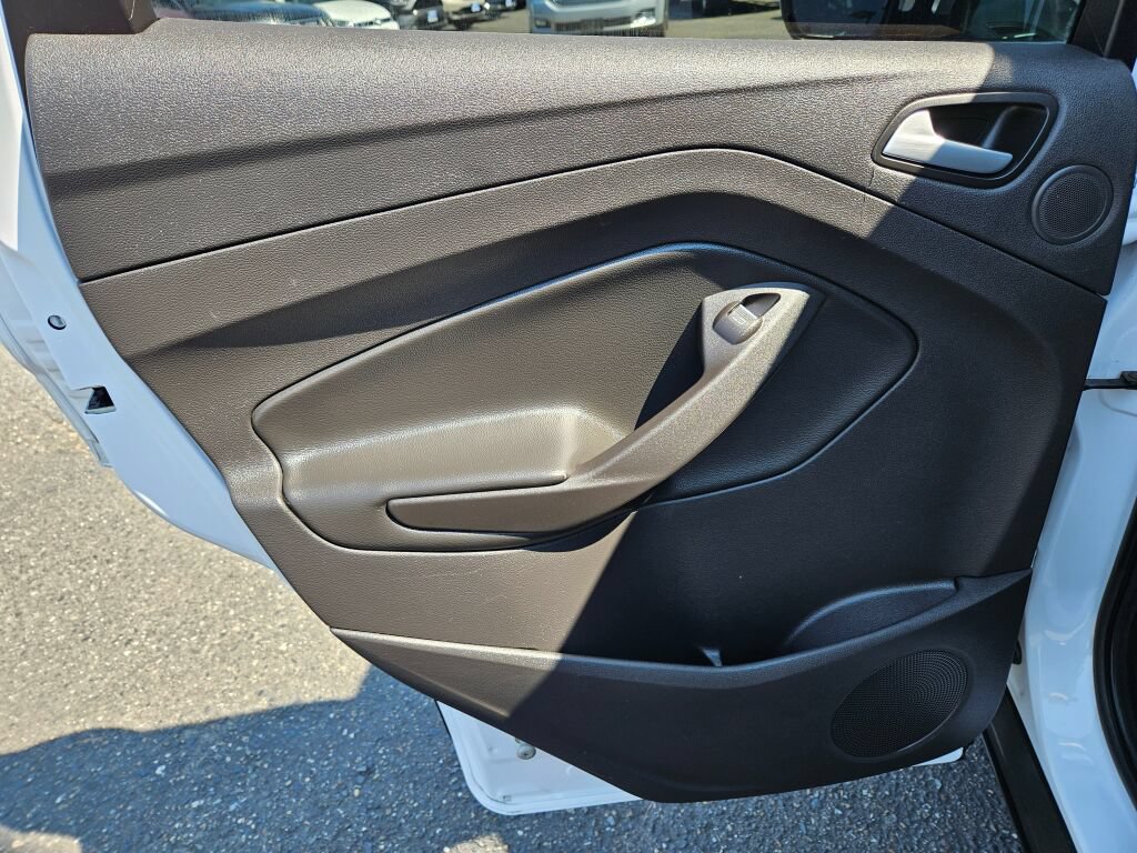 Used 2017 Ford Escape SE w/ SE Leather Comfort Package FWD image 15