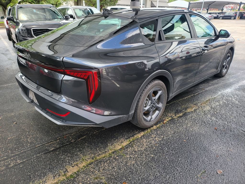 Used 2025 Kia K4 FWD image 8