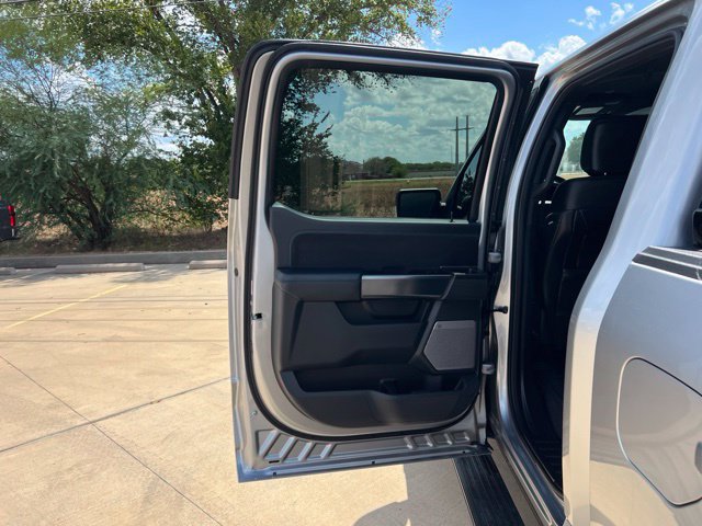 Used 2024 Ford F150 Platinum w/ FX4 Off-Road Package AWD/4WD image 19