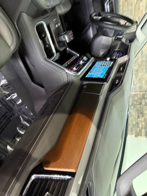 Used 2025 GMC Sierra 1500 Denali AWD/4WD image 30