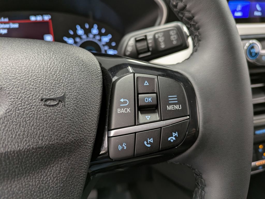 Used 2022 Ford Escape SE w/ Convenience Package image 18