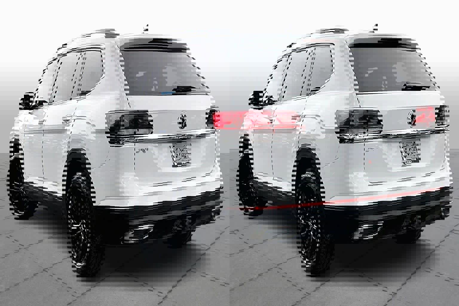 Certified 2022 Volkswagen Atlas SE image 12