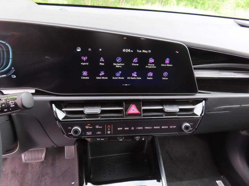 New 2026 Kia Niro EX FWD image 5