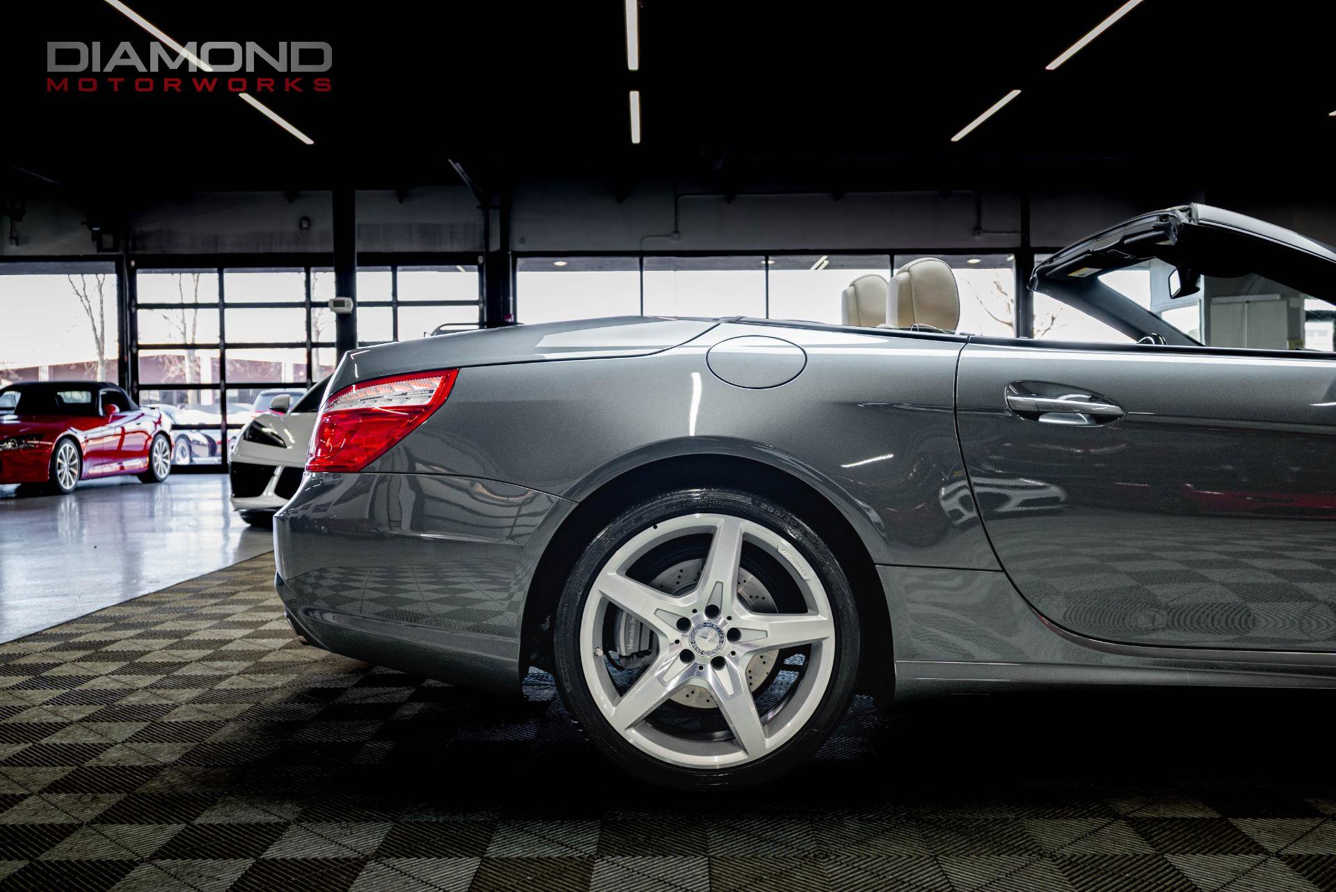 Used 2014 Mercedes-Benz SL 550 image 21
