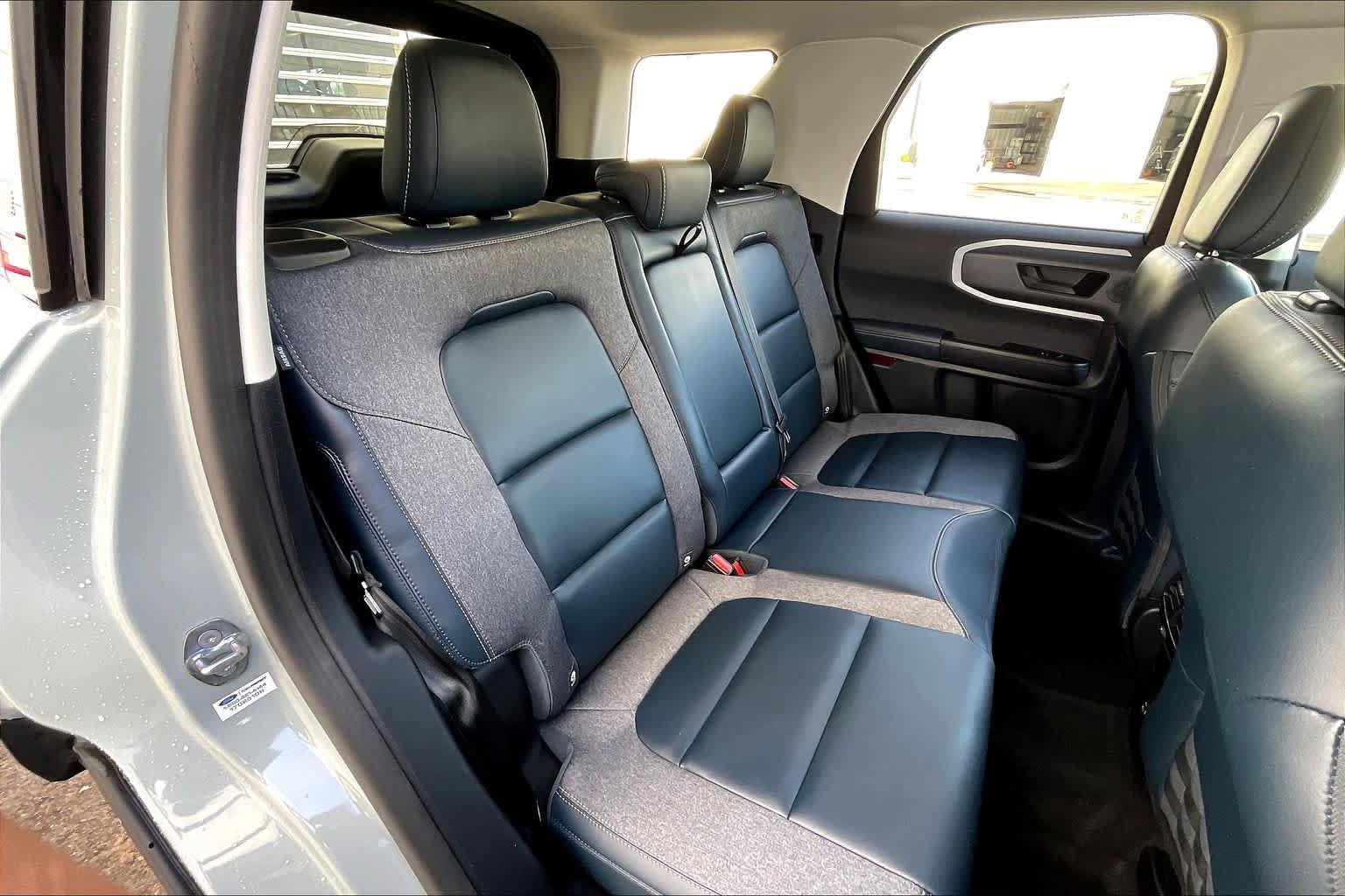Used 2024 Ford Bronco Sport Outer Banks w/ Tech Package image 19