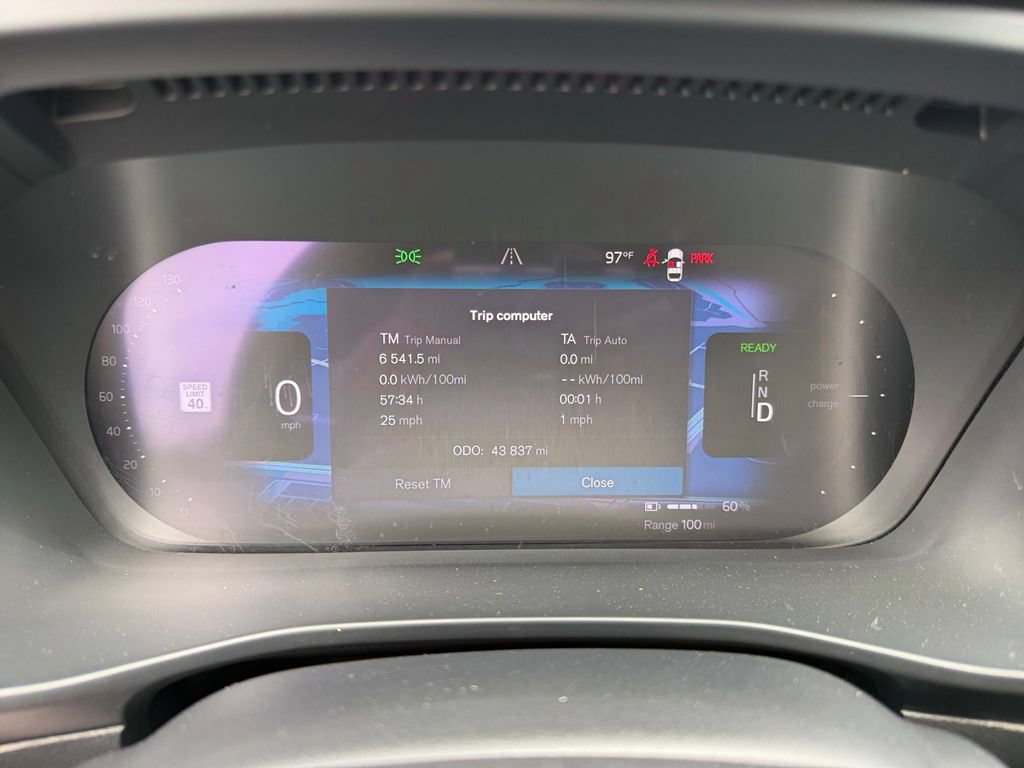 Certified 2023 Volvo C40 P8 Recharge Ultimate AWD/4WD image 26