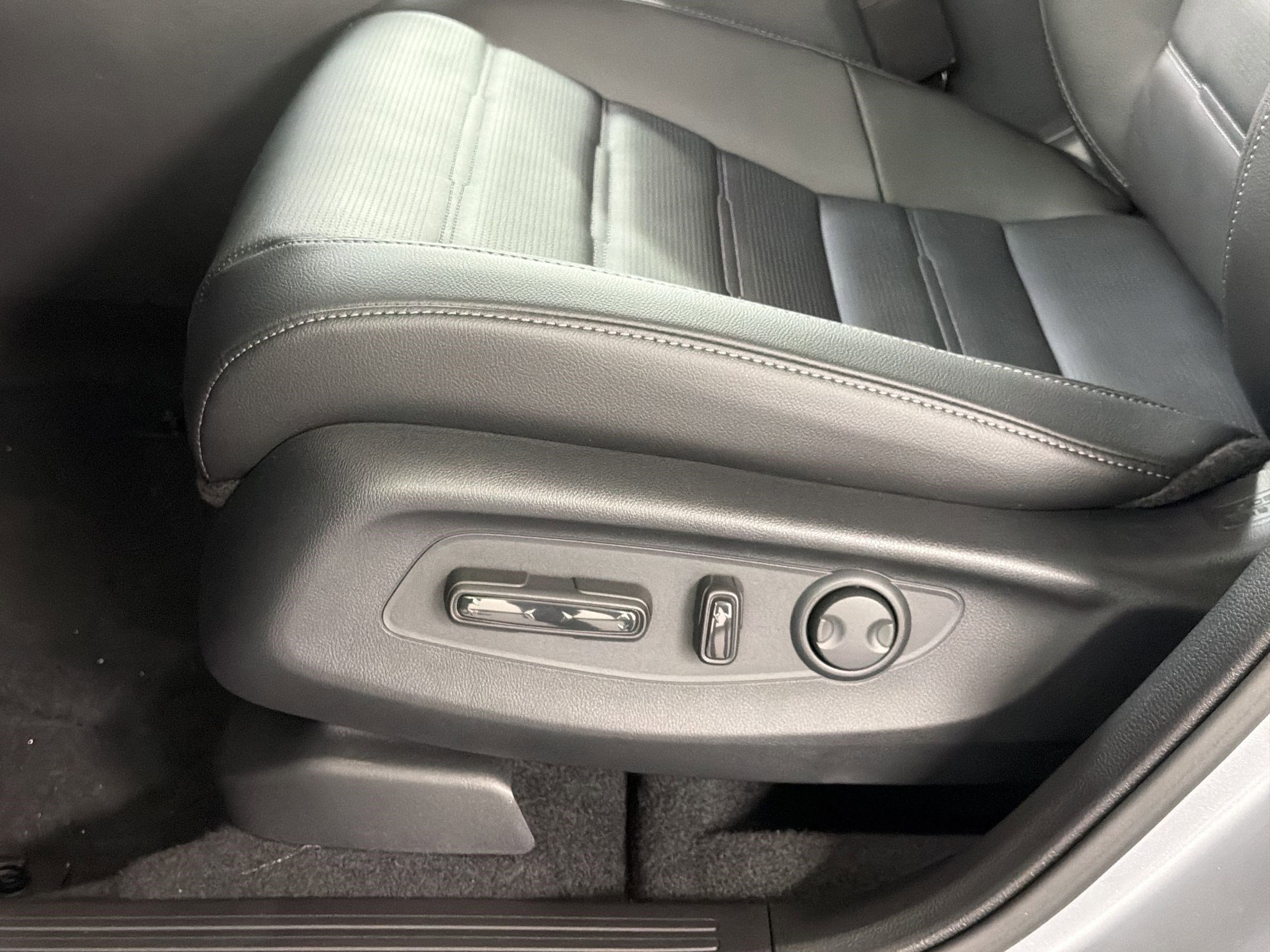 New 2026 Honda CR-V EX-L image 14