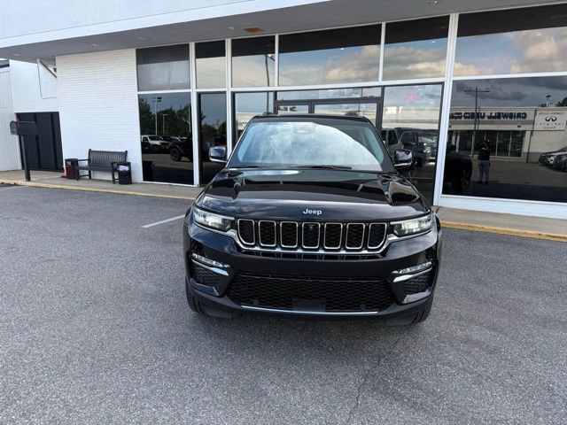 Used 2022 Jeep Grand Cherokee Limited 4xe w/ Luxury Tech Group II AWD/4WD image 4