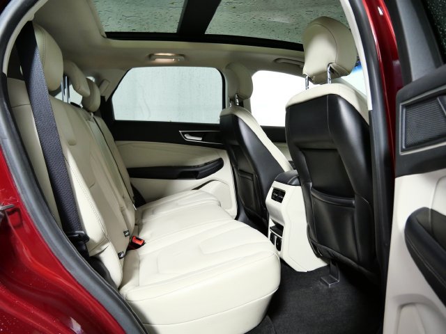 Certified 2019 Ford Edge Titanium FWD image 13