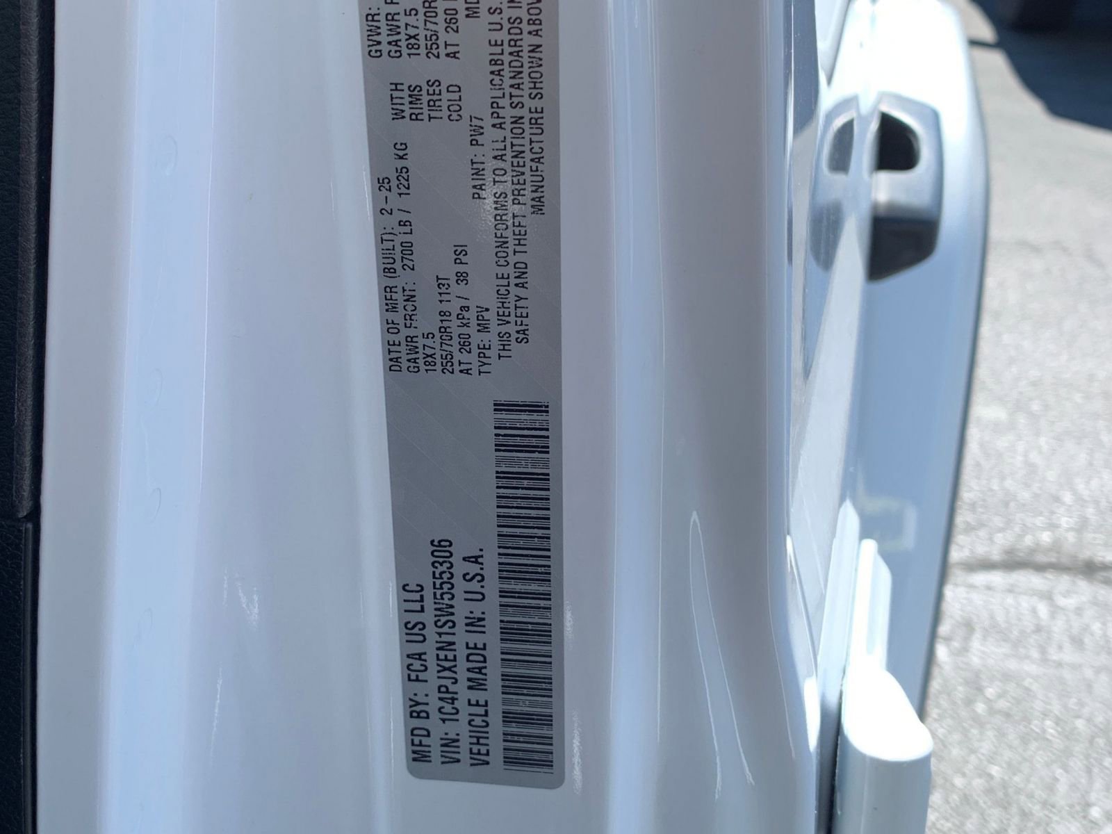 Used 2025 Jeep Wrangler Sahara image 28