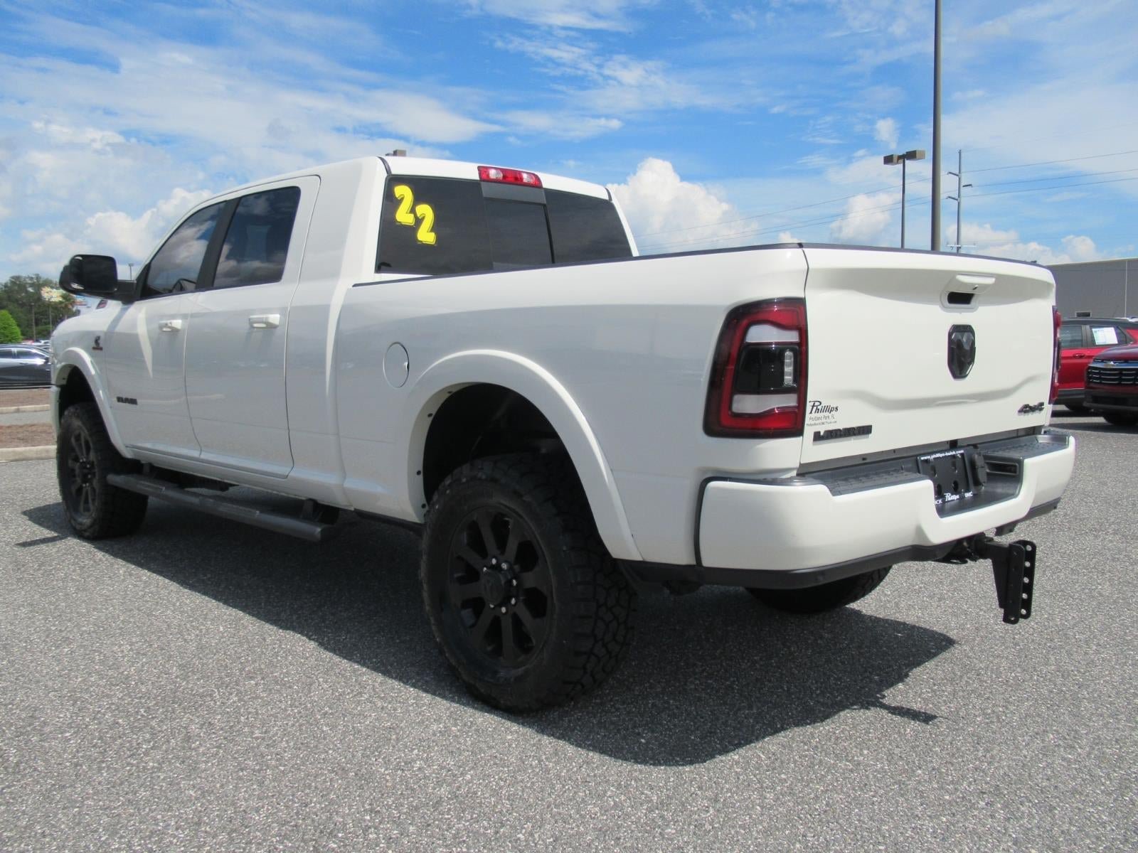 Used 2022 RAM 2500 Laramie w/ Night Edition AWD/4WD image 5