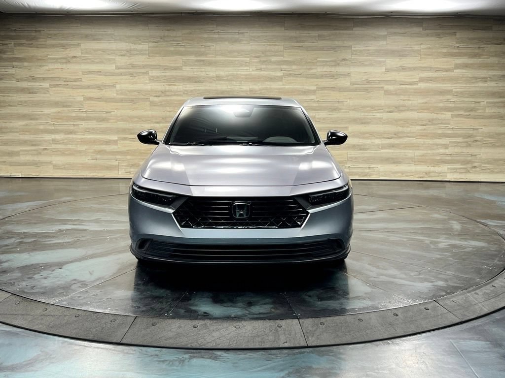 Used 2025 Honda Accord Sport image 9