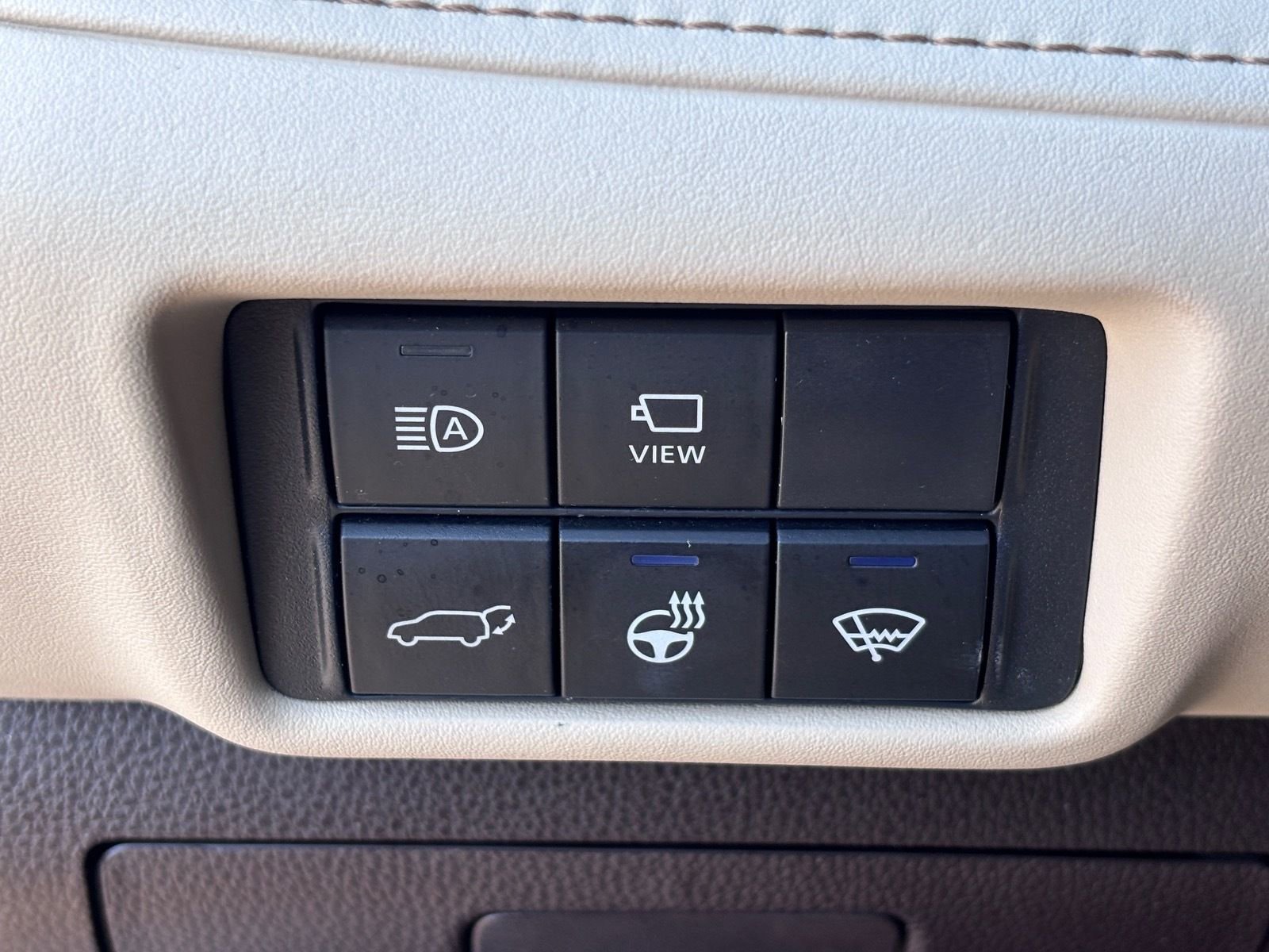 Used 2021 Toyota Highlander Platinum AWD/4WD image 22