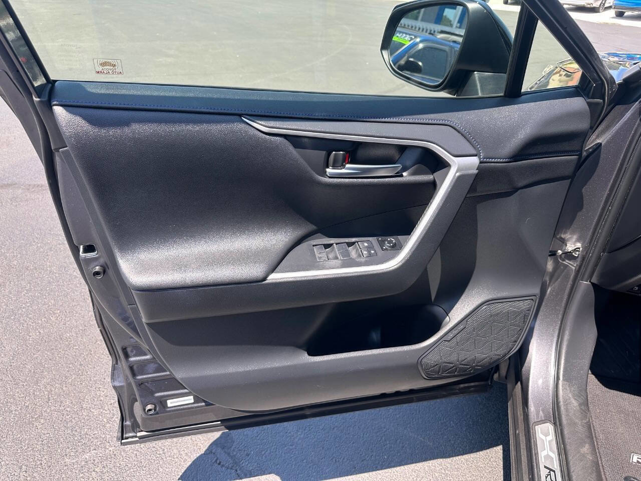 Used 2019 Toyota RAV4 XSE image 8