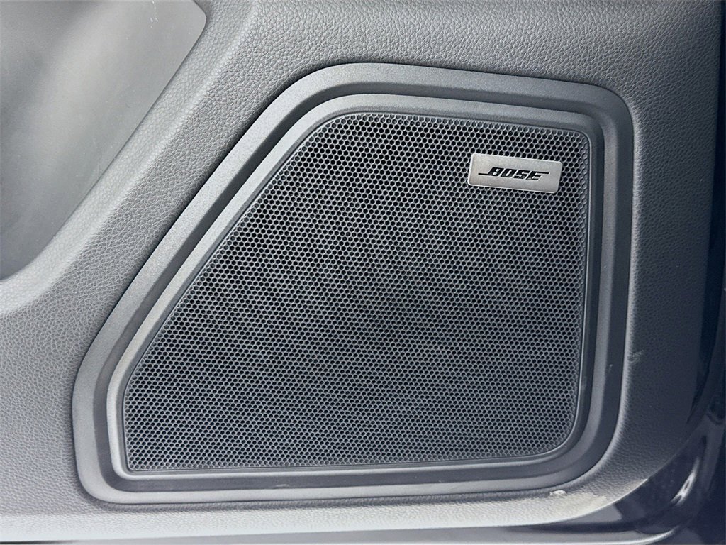 Used 2025 Porsche Macan image 12