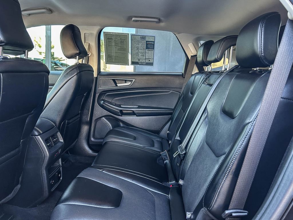 Used 2022 Ford Edge Titanium w/ Equipment Group 301A AWD/4WD image 23