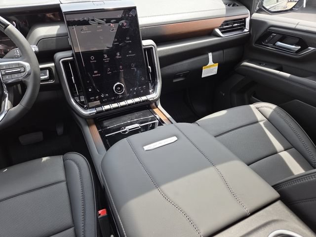 New 2026 GMC Yukon XL Denali w/ Denali Reserve Package AWD/4WD image 38